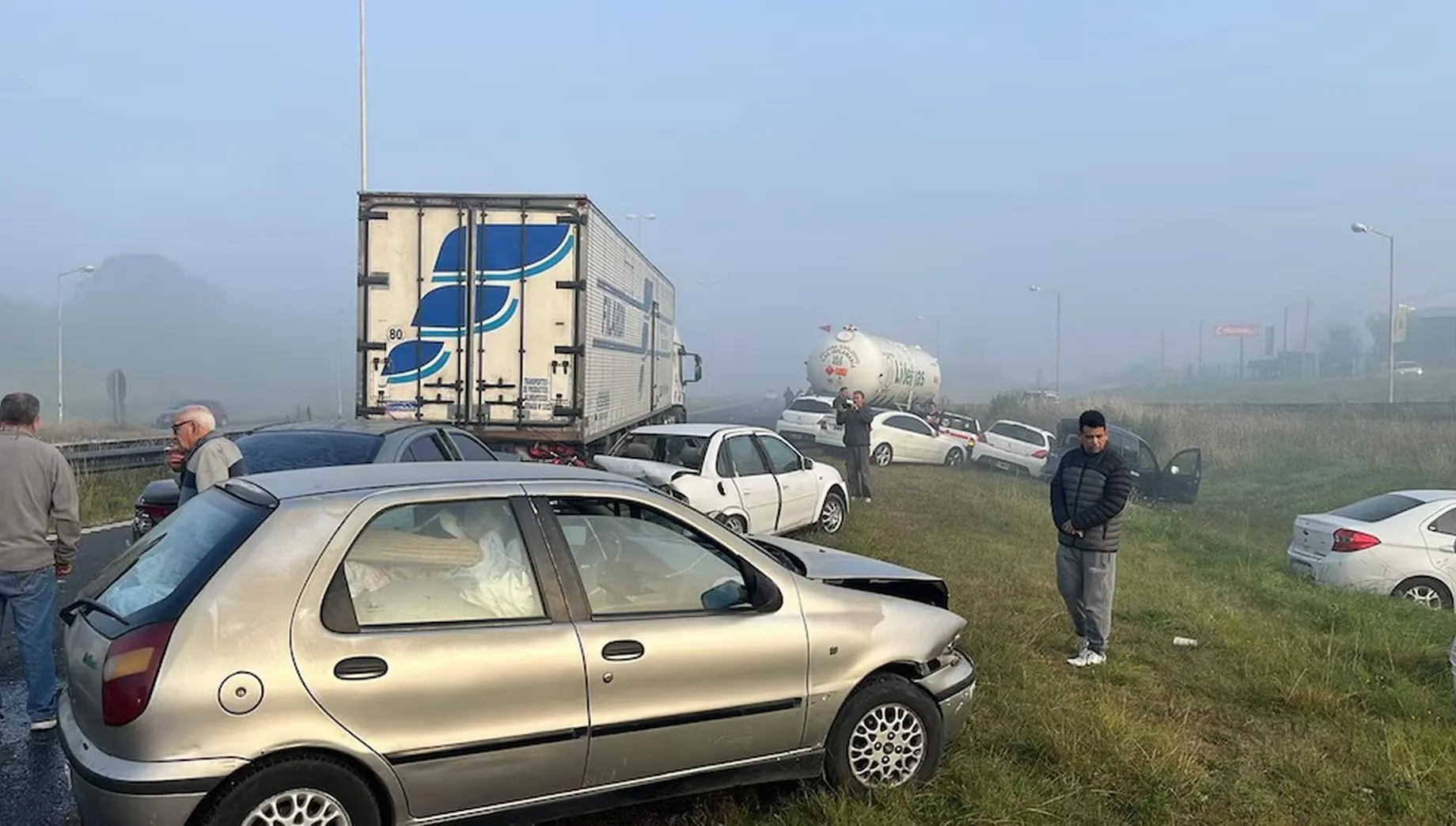 Un choque múltiple deja en la Ruta 7 deja ocho personas heridas ...