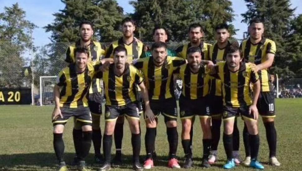 Retorna la actividad en el fútbol local