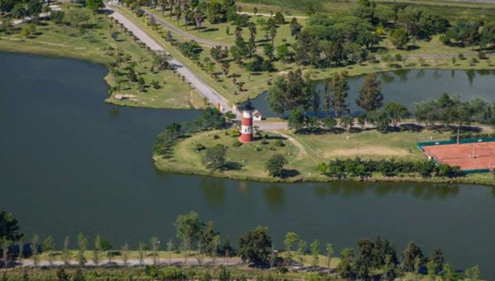 Piden que el Lago de Colón sea declarado “Paisaje Protegido” por la provincia