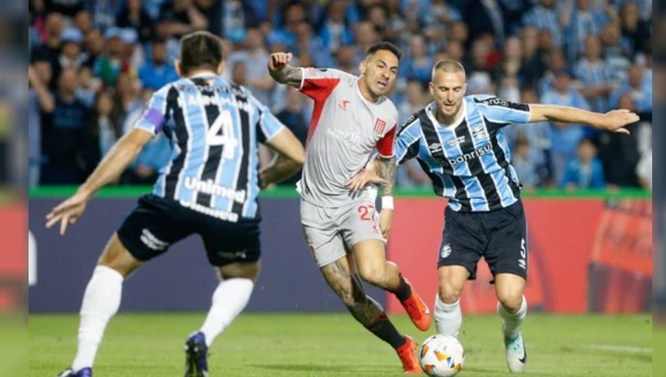 Estudiantes empató y se despidió de la Libertadores