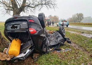 Falleció el conductor del vehículo que despistó, volcó e impactó contra un árbol en la Ruta Nº 188