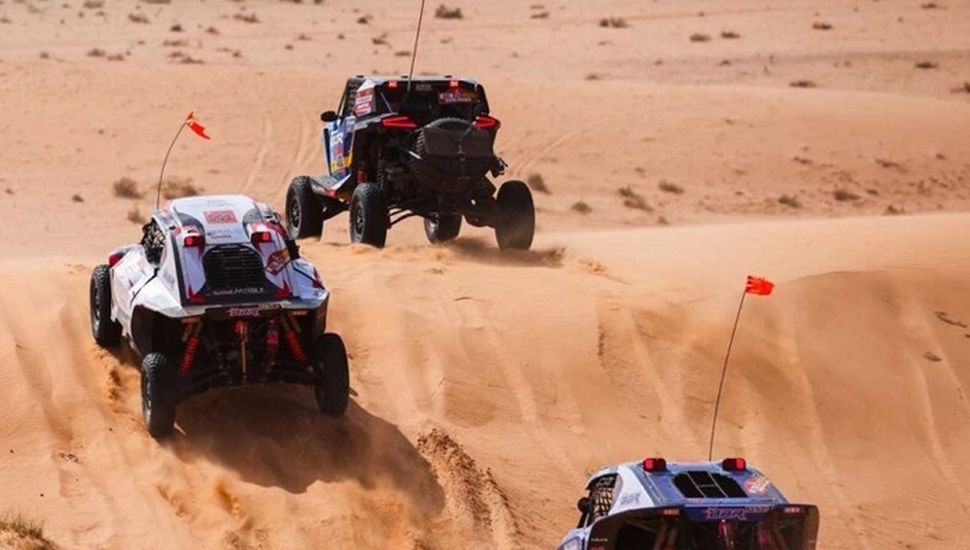 Luciano Benavides se adueñó del Dakar tras ganar la octava etapa