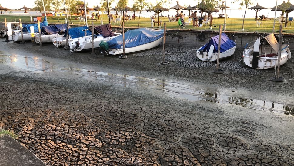 El drama de la sequía: los deportes náuticos no se practican en la Laguna de Gómez