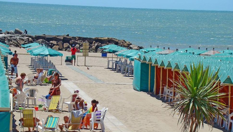 Prohiben fumar en los balnearios