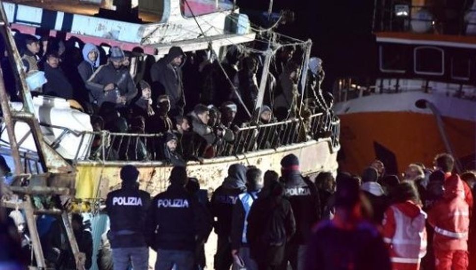 Italia está al borde del colapso por una nueva ola de migrantes