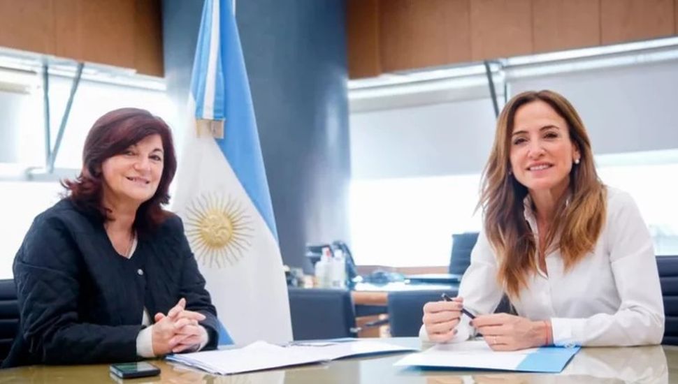 Planes: Tolosa Paz y Kelly Olmos exigieron ser “responsables en la asignación de recursos”