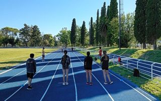 Más jóvenes se suman al atletismo municipal en Pergamino