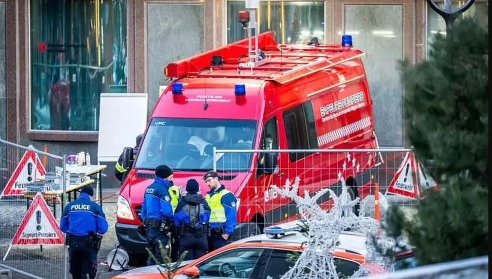 Grave incendio en un bar turístico en Suiza: hay al menos 40 personas fallecidas