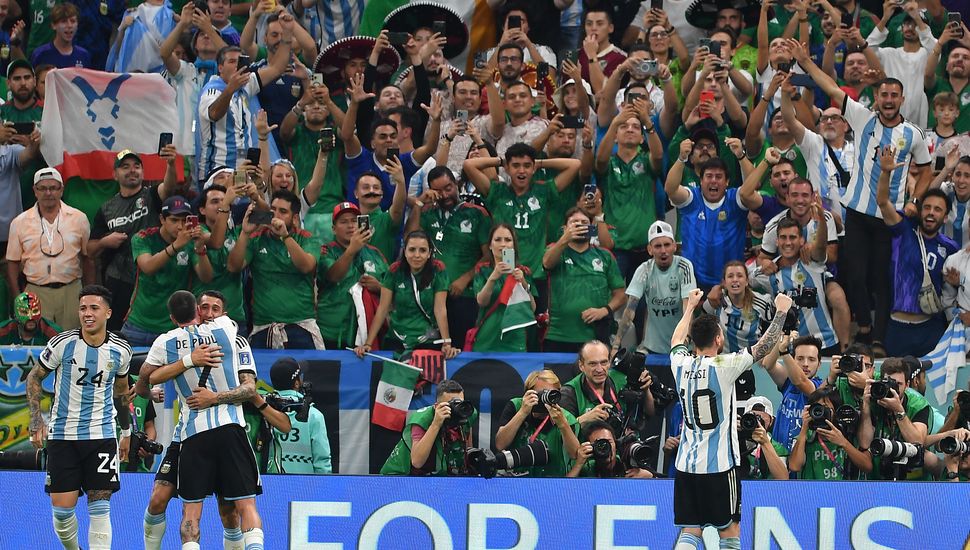 En un duro partido, Argentina venció a México y sueña con la clasificación