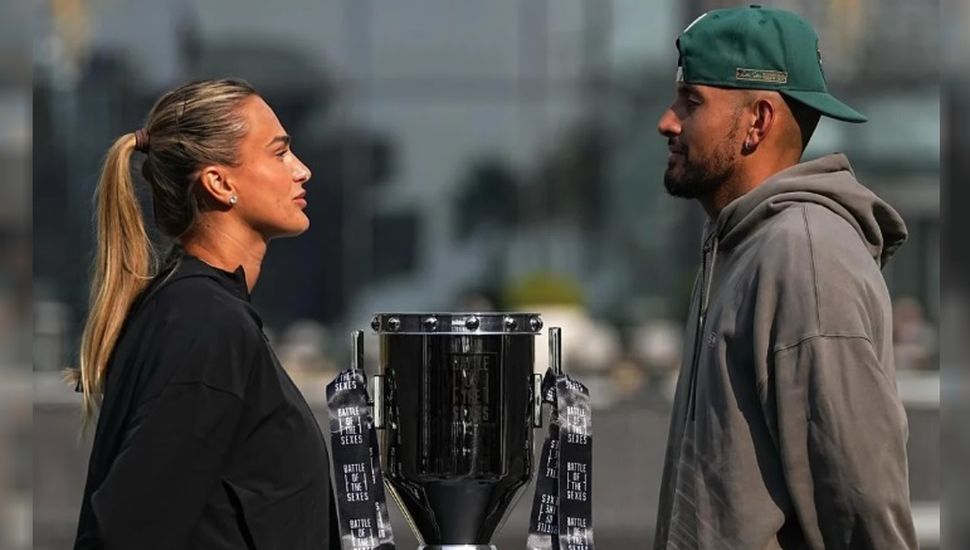 Kyrgios venció a Sabalenka y ganó la Batalla de los Sexos