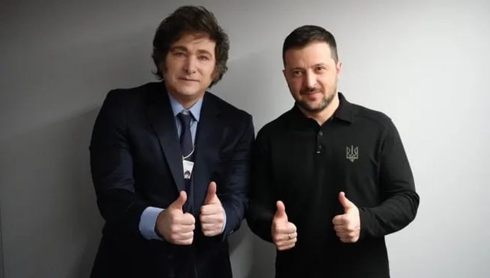 Zelenski felicitó a Milei por su triunfo en las elecciones