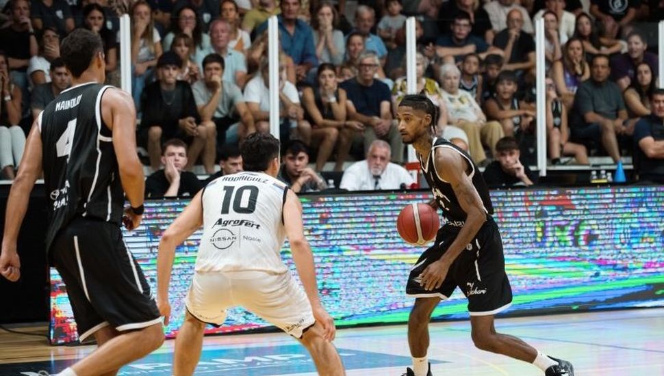 Pergamino Básquet no sostuvo la ventaja y volvió a perder en la Liga