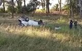 Dos personas heridas por un vuelco en la Ruta 188
