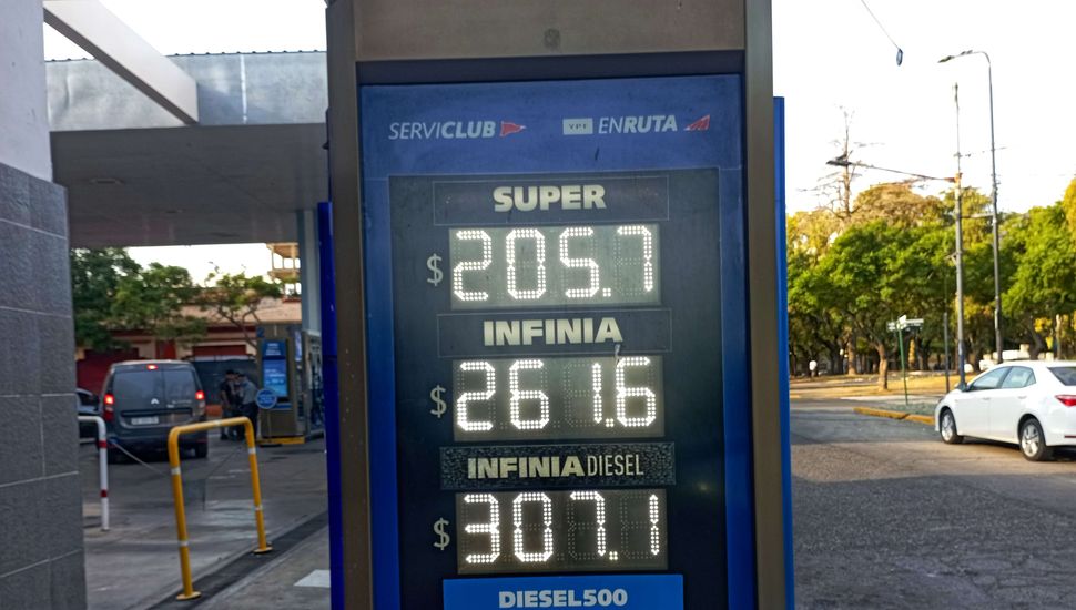 Nuevo aumento de combustibles: la nafta súper superó los $200 en Pergamino
