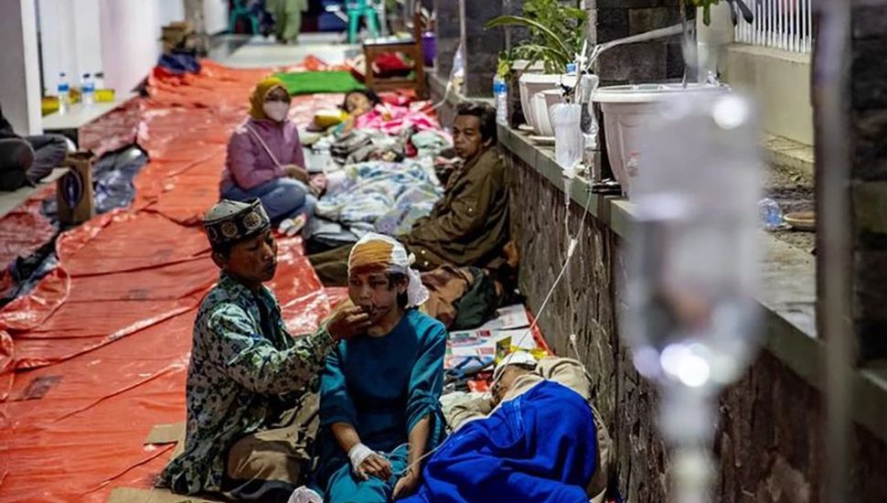 Indonesia: suben a 268 los muertos por el sismo