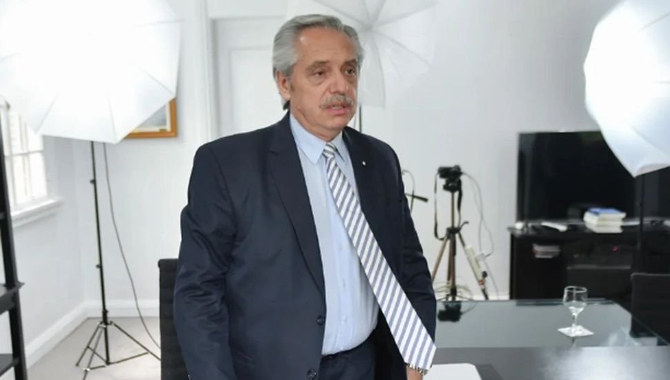 Alberto Fernández denunció una “persecución” mediática
