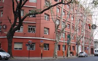 Imputaron a un reconocido empresario por presuntos abusos a compañeros de su hijo