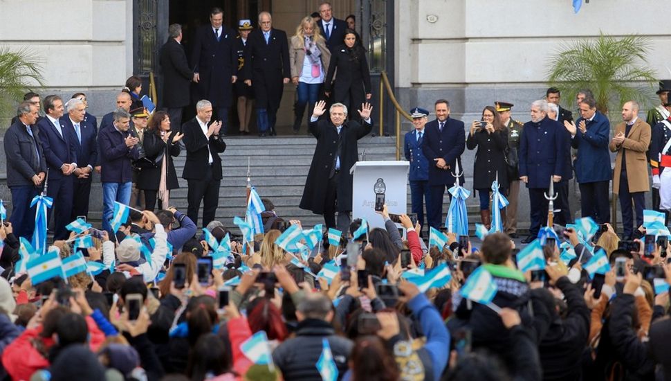 Alberto Fernández remarcó que "Argentina no es ese país sin destino que plantan"