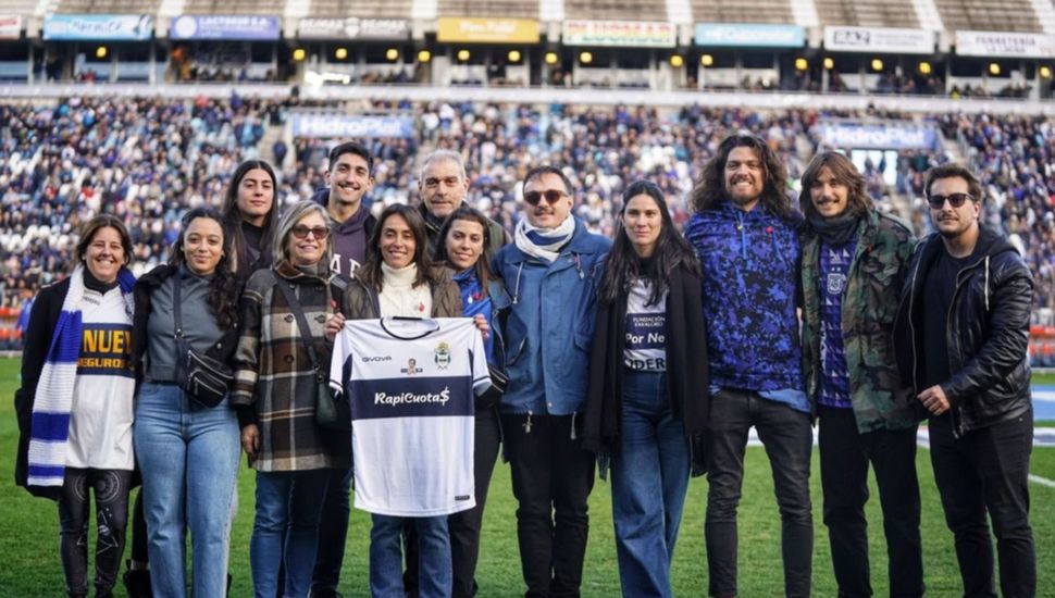 El emotivo homenaje de Gimnasia a Favaloro