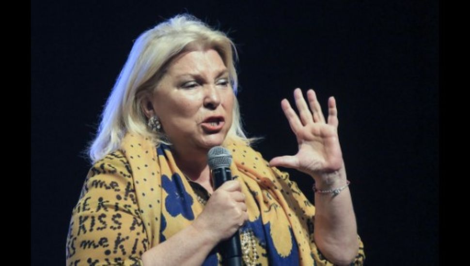 Carrió criticó a Milei por sus críticas al periodismo: "No sabe a dónde va y por eso culpa a los medios"