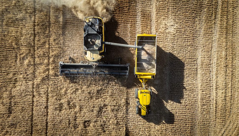 El agro mira hacia adelante: contratistas rurales planean invertir en tecnología y maquinaria