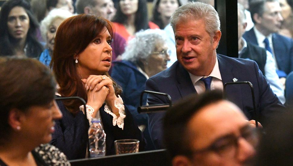 Los abogados de Cristina Fernández insisten en apartar a Capuchetti