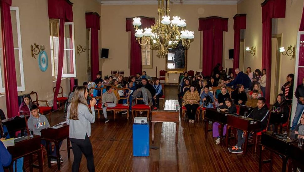 Estudiantes de Colón realizaron el Parlamento Juvenil del Mercosur
