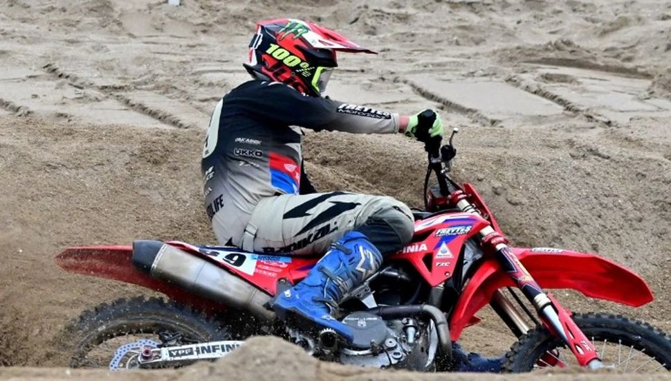 Se accidentaron tres motociclistas en prueba de Enduro de Invierno