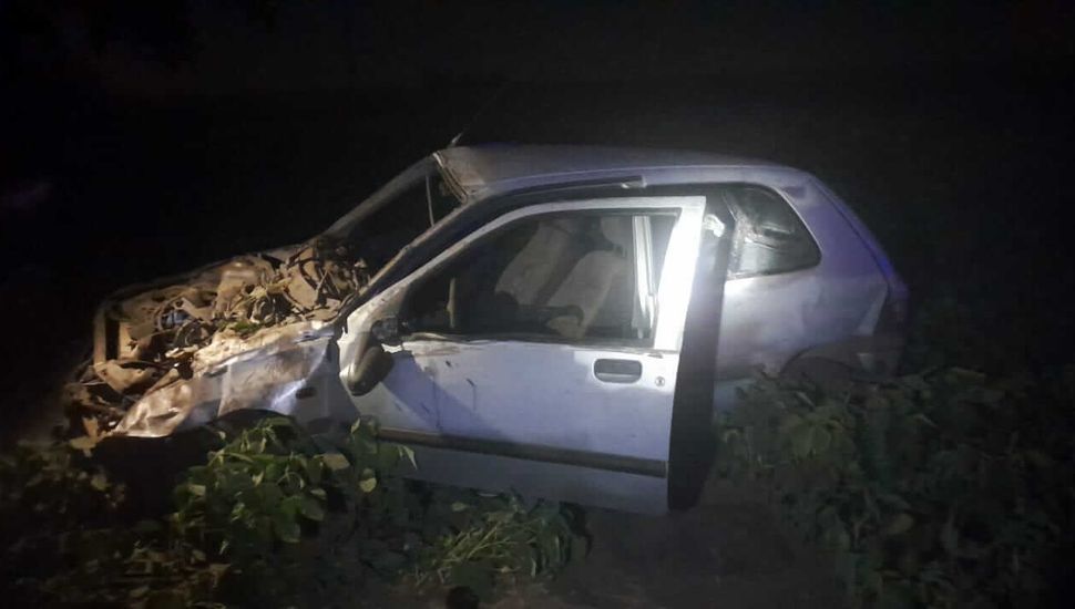 Salto: dos jóvenes fueron hospitalizados tras protagonizar un accidente vehicular en al Ruta 32