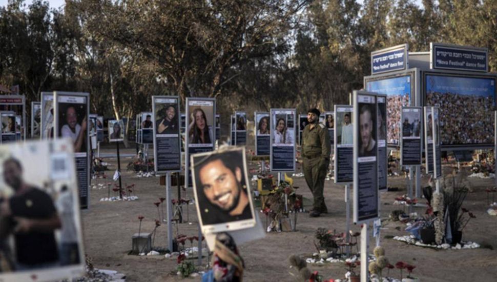 A dos años del horror, negocian por la paz en Gaza