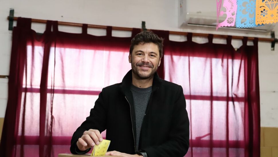 Triunfos repartidos en Santa Fe con récord de baja participación