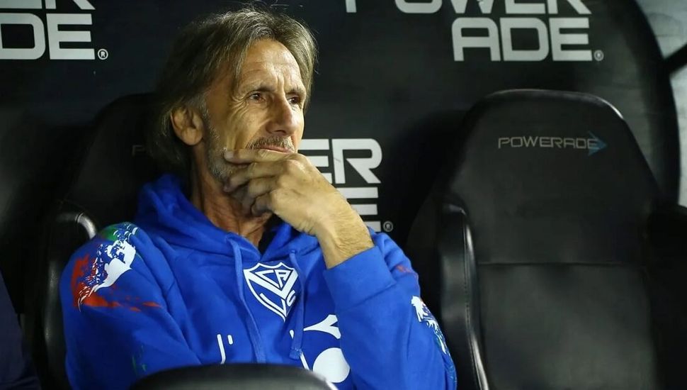 Ricardo Gareca dejó de ser el entrenador de Vélez