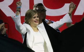 El Gobierno nacional felicitó a Laura Fernández