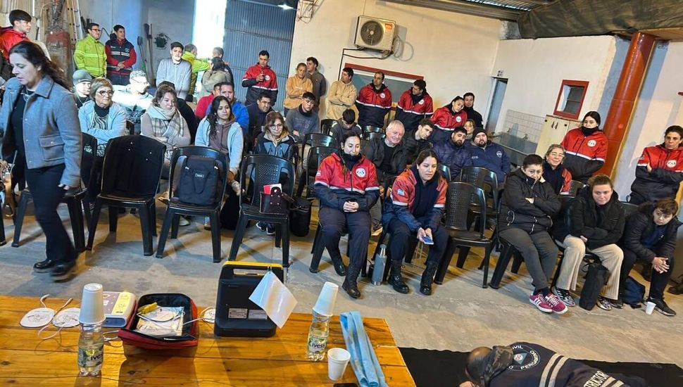 Se dictó un importante curso de RCP en El Socorro