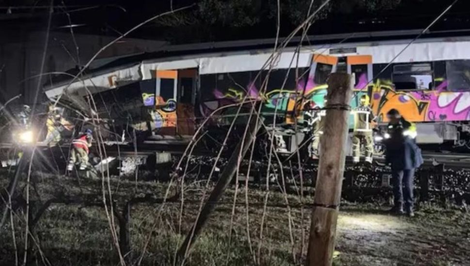Descarriló un nuevo tren en España y murió el maquinista