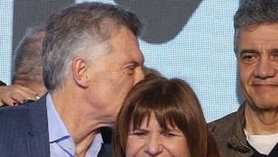 Tensión y tregua entre Bullrich y Macri por Milei