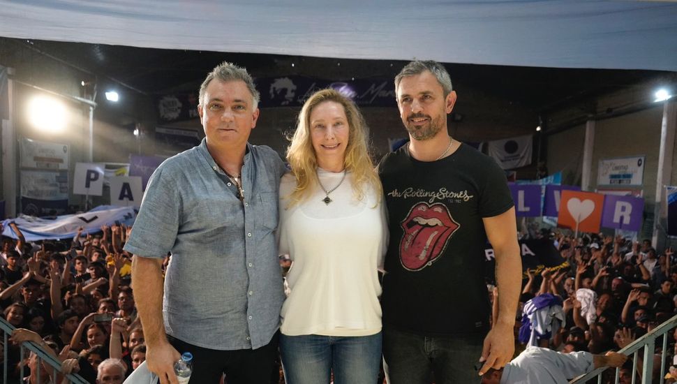 La Libertad Avanza bonaerense suspendió su congreso partidario por la muerte de Francisco