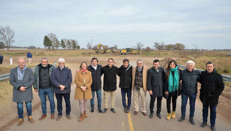 Kicillof valoró el asfaltado de la “Ruta del Cereal”