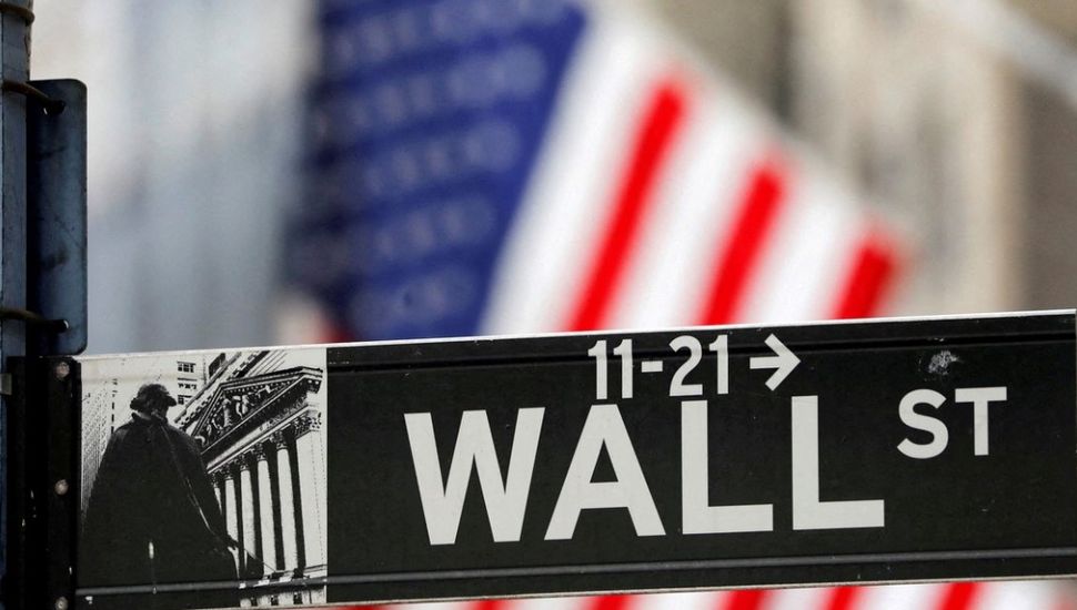 Llegan bancos de Wall Street para reunirse con funcionarios del Gobierno
