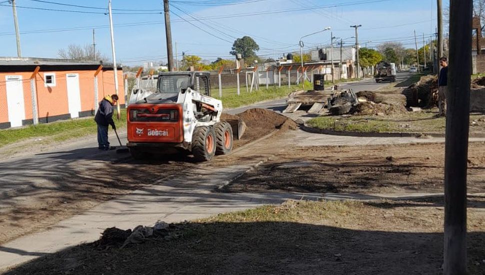 Se están realizando obras de bacheo en los barrios José Hernández y Malvinas