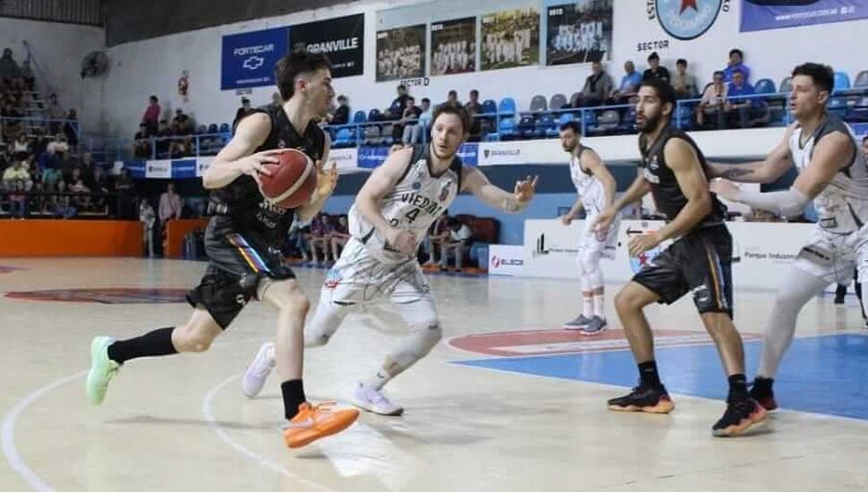 Pergamino Básquet visita a Quilmes de Mar del Plata