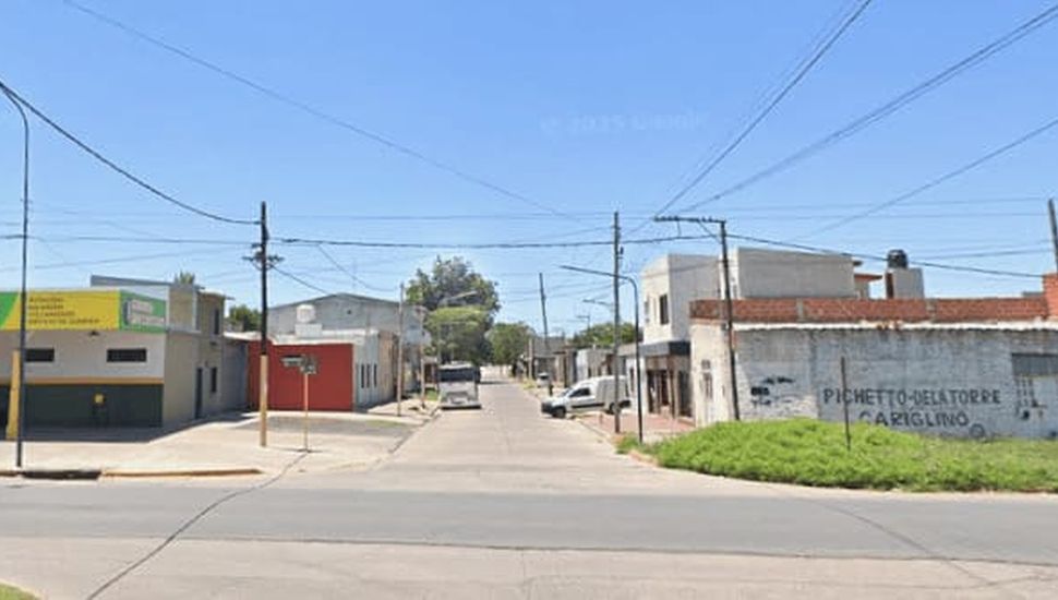 Pergamino: un automovilista huyó tras chocar a un motociclista de 18 años