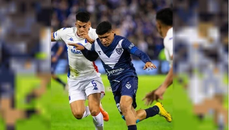 Vélez venció a Tigre y se consolida en la cima de la Liga Profesional