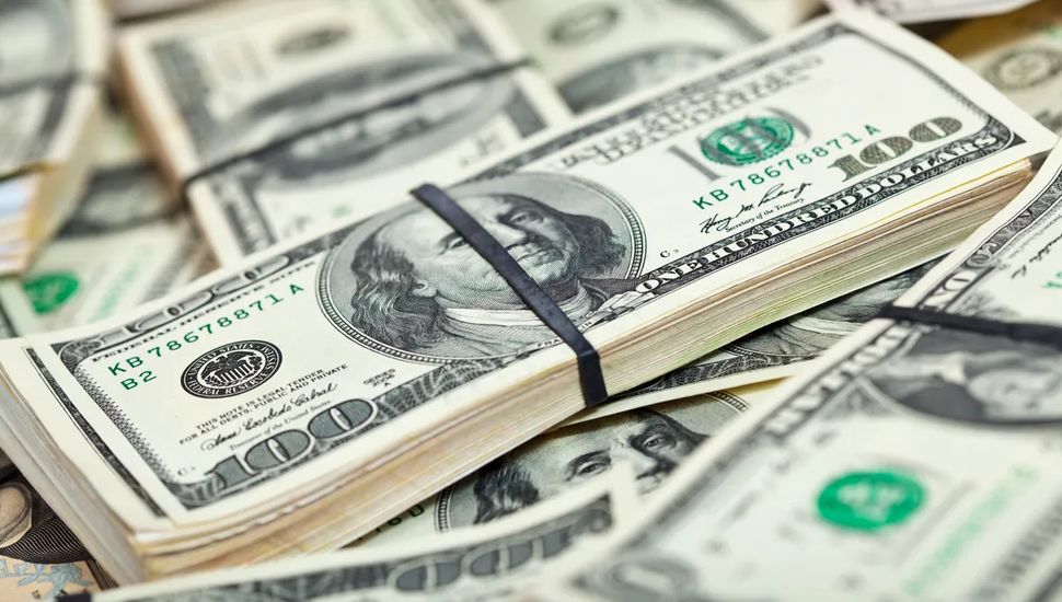 El dólar blue operó con estabilidad a $ 354