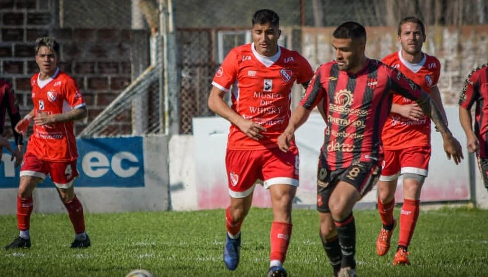 Douglas Haig perdió contra Independiente y sumó su sexta derrota consecutiva