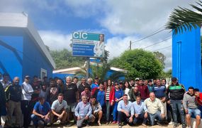 Miembros del Instituto Maiztegui participan de una campaña de vacunación en Santiago del Estero