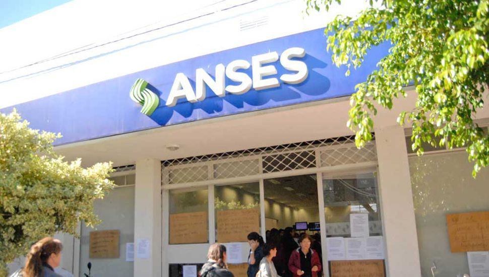 Confirman bono para jubilados de Anses y aumento de haberes