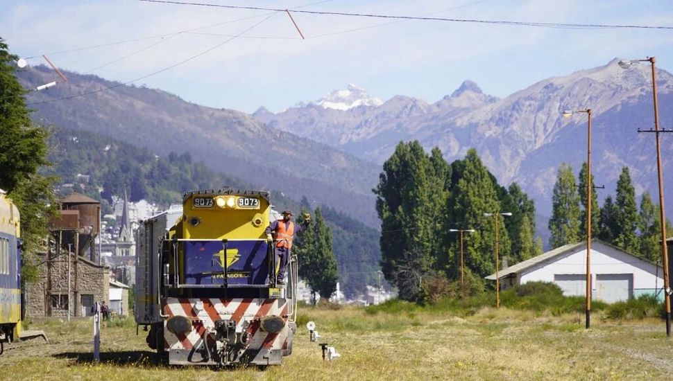 Vuelve a funcionar el ramal ferroviario entre Bahía Blanca y Patagones