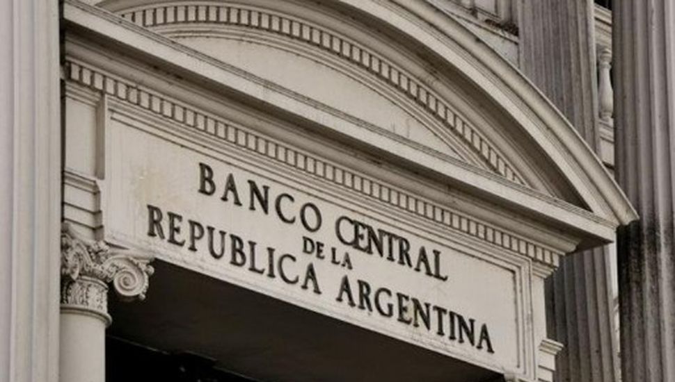 Fuerte crítica del campo por una norma del Banco Central