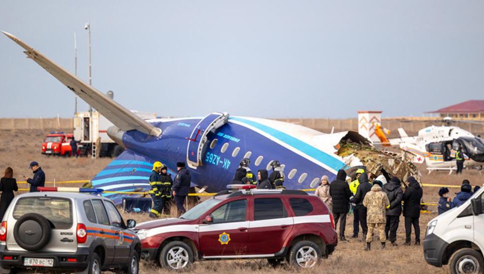 Se estrelló un avión en Kazajistán: muertes y milagros